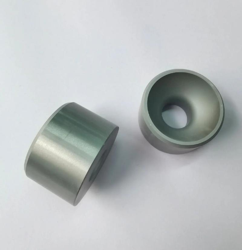 硬质合金喷嘴的优异性能与广泛应用